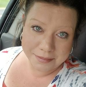 Meet your Posher, Krystal